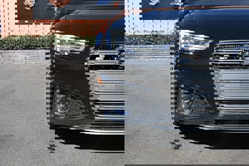 Used 2019 Audi S4 Premium Plus w/ Premium Plus Package image 3