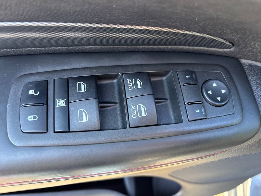 Used 2022 Dodge Durango R/T w/ Blacktop Package image 36