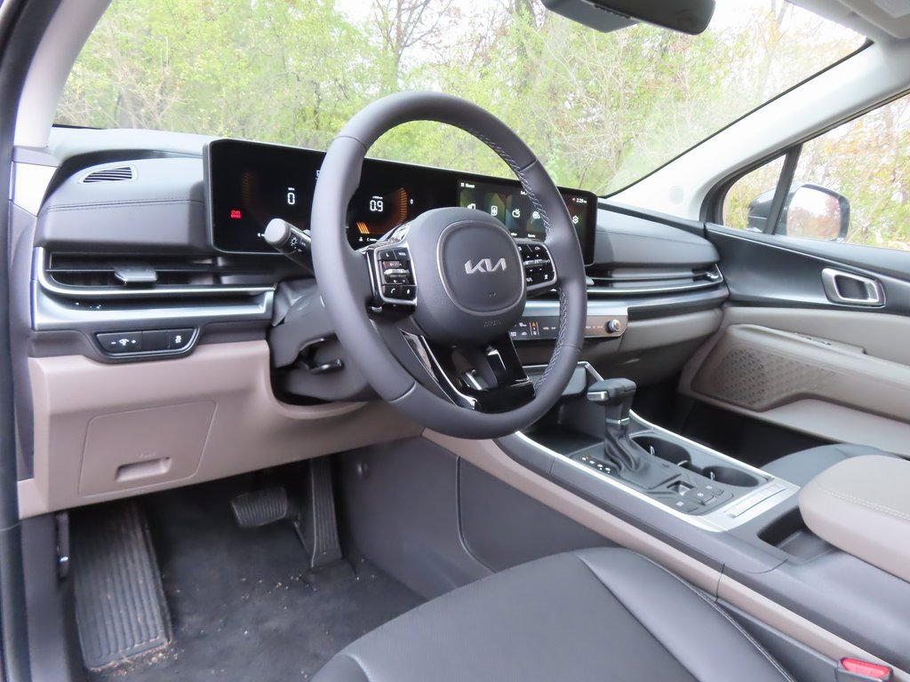 New 2026 Kia Carnival image 21
