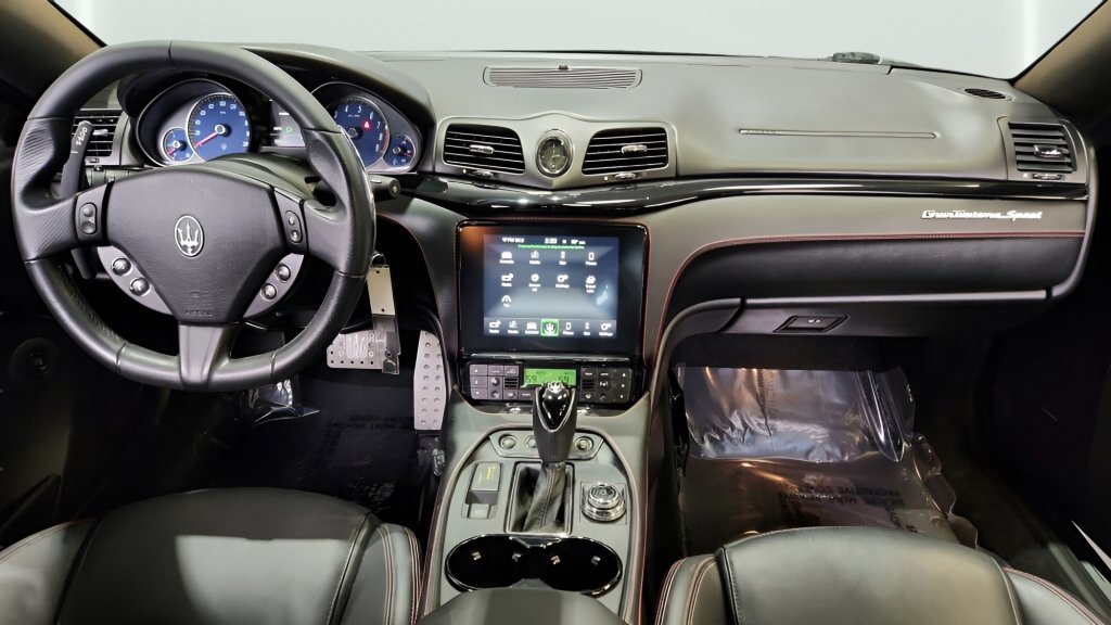Used 2018 Maserati GranTurismo Sport image 14