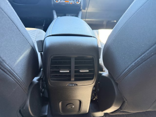 Used 2022 Ford Escape SE w/ SE Sport Appearance Package AWD/4WD image 24