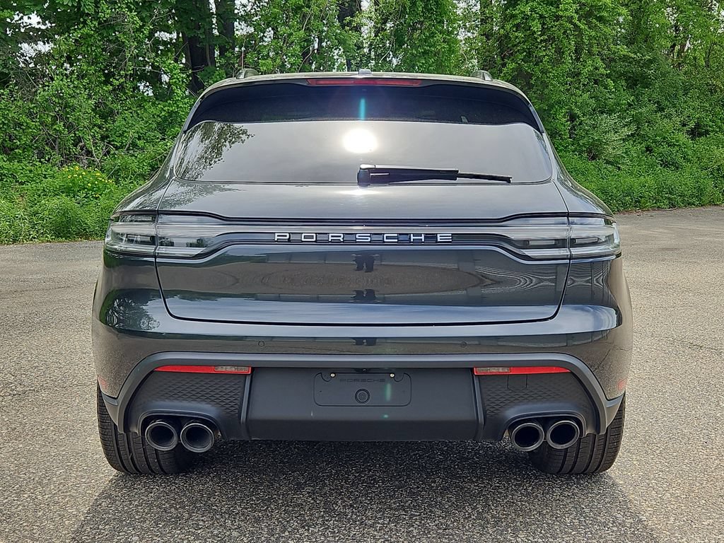 Certified 2026 Porsche Macan AWD/4WD image 6