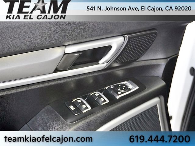 Used 2022 Kia Telluride LX image 24