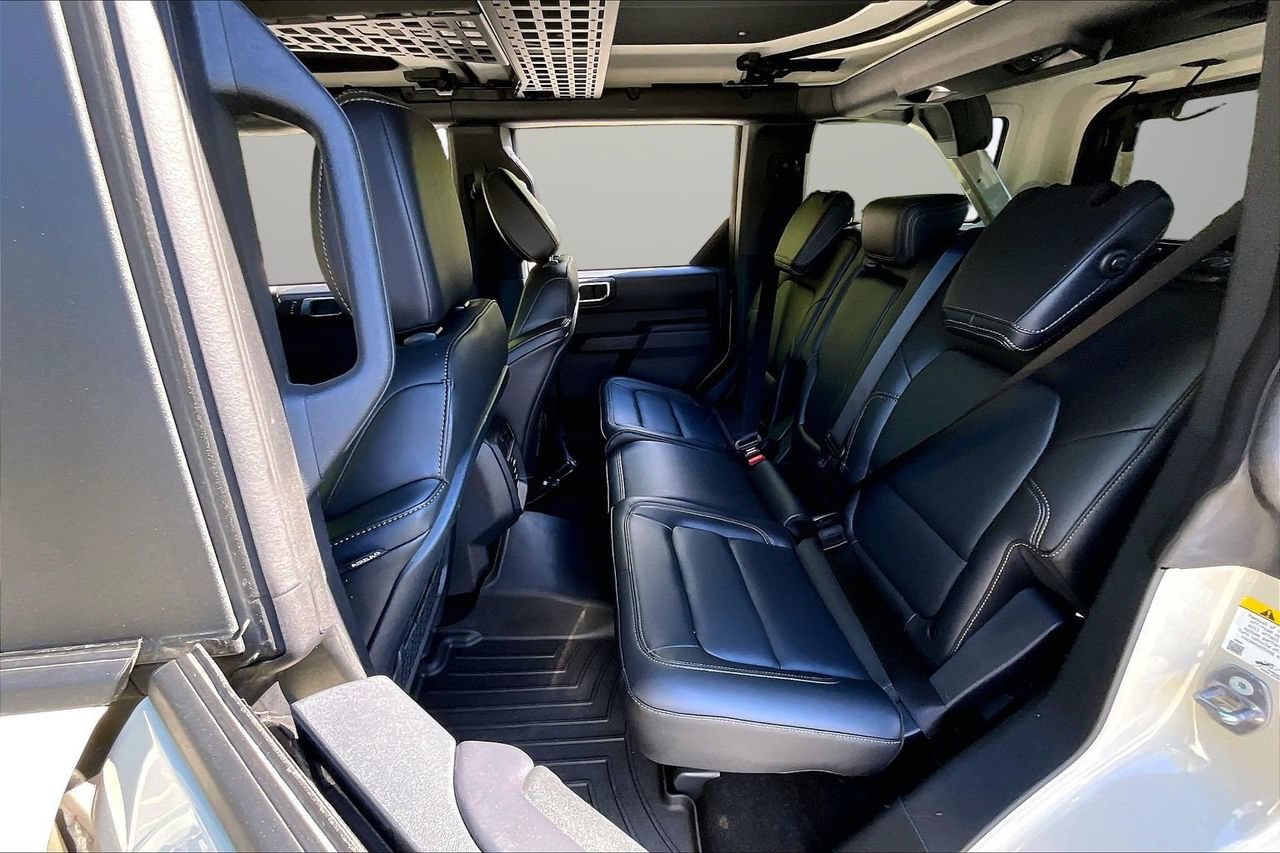 Used 2025 Ford Bronco Badlands AWD/4WD image 22