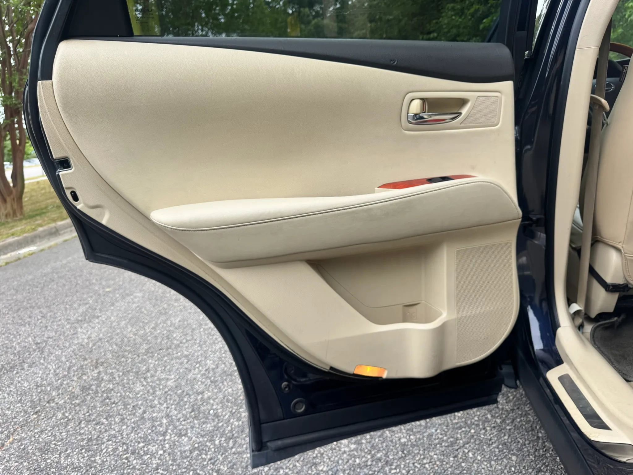 Used 2010 Lexus RX 350 2WD image 9