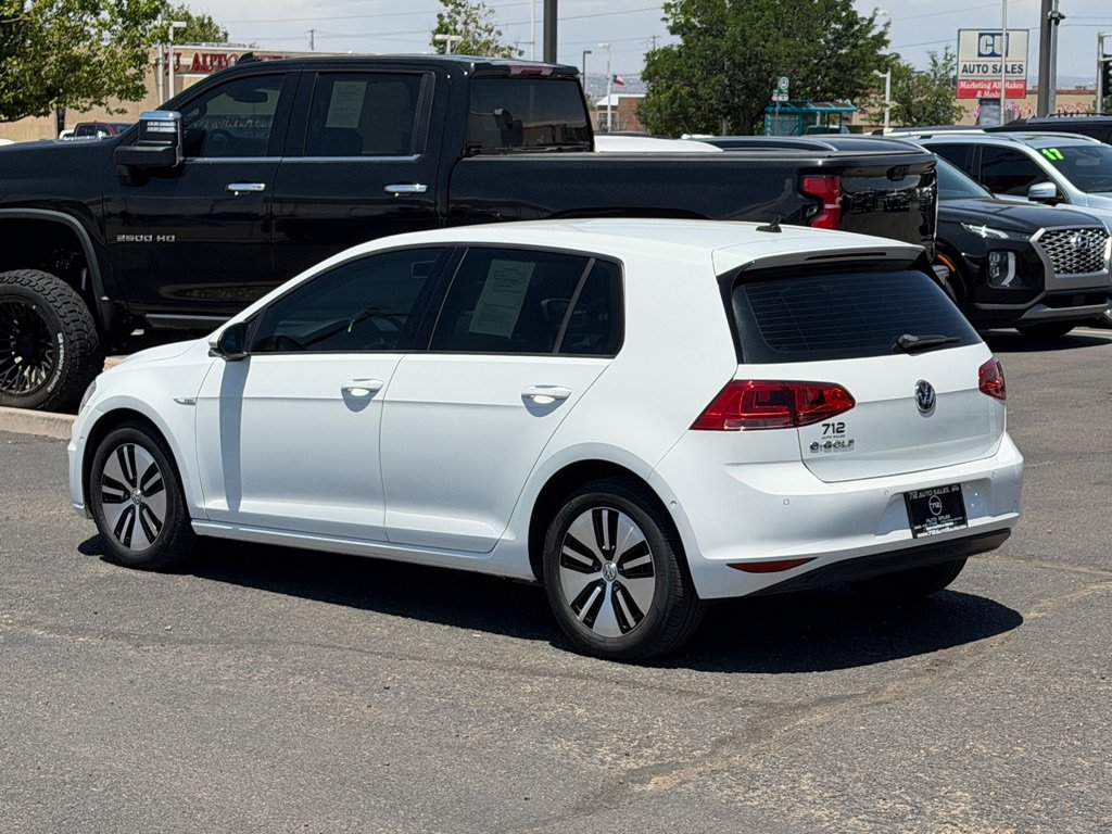 Used 2016 Volkswagen e-Golf SEL Premium w/ Driver Assistance Package FWD image 40