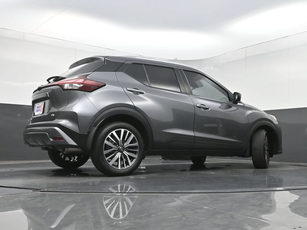 Used 2023 Nissan Kicks SV FWD image 27