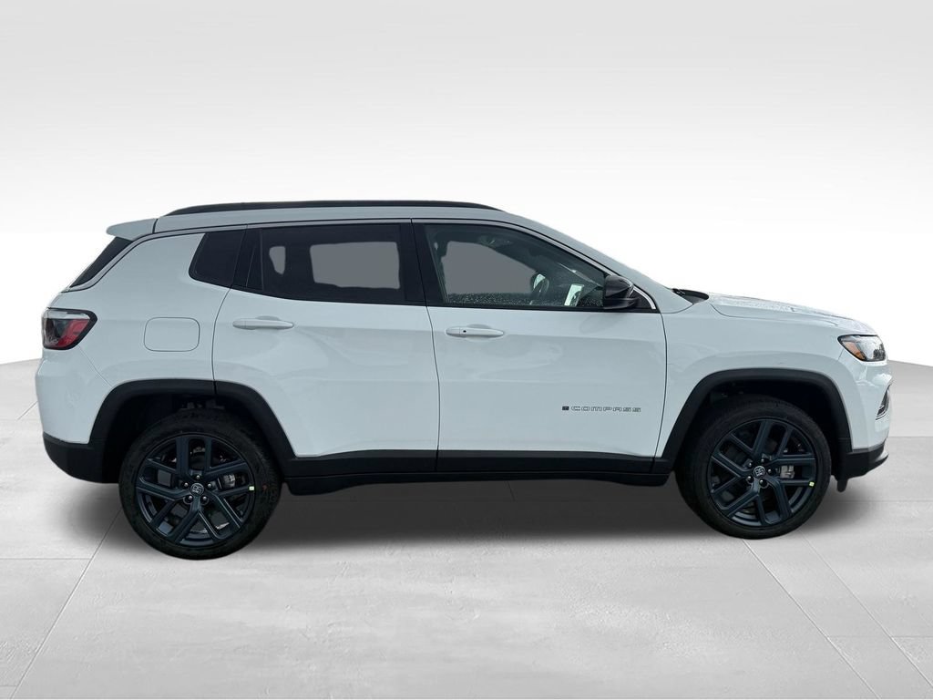 New 2026 Jeep Compass Latitude AWD/4WD image 29