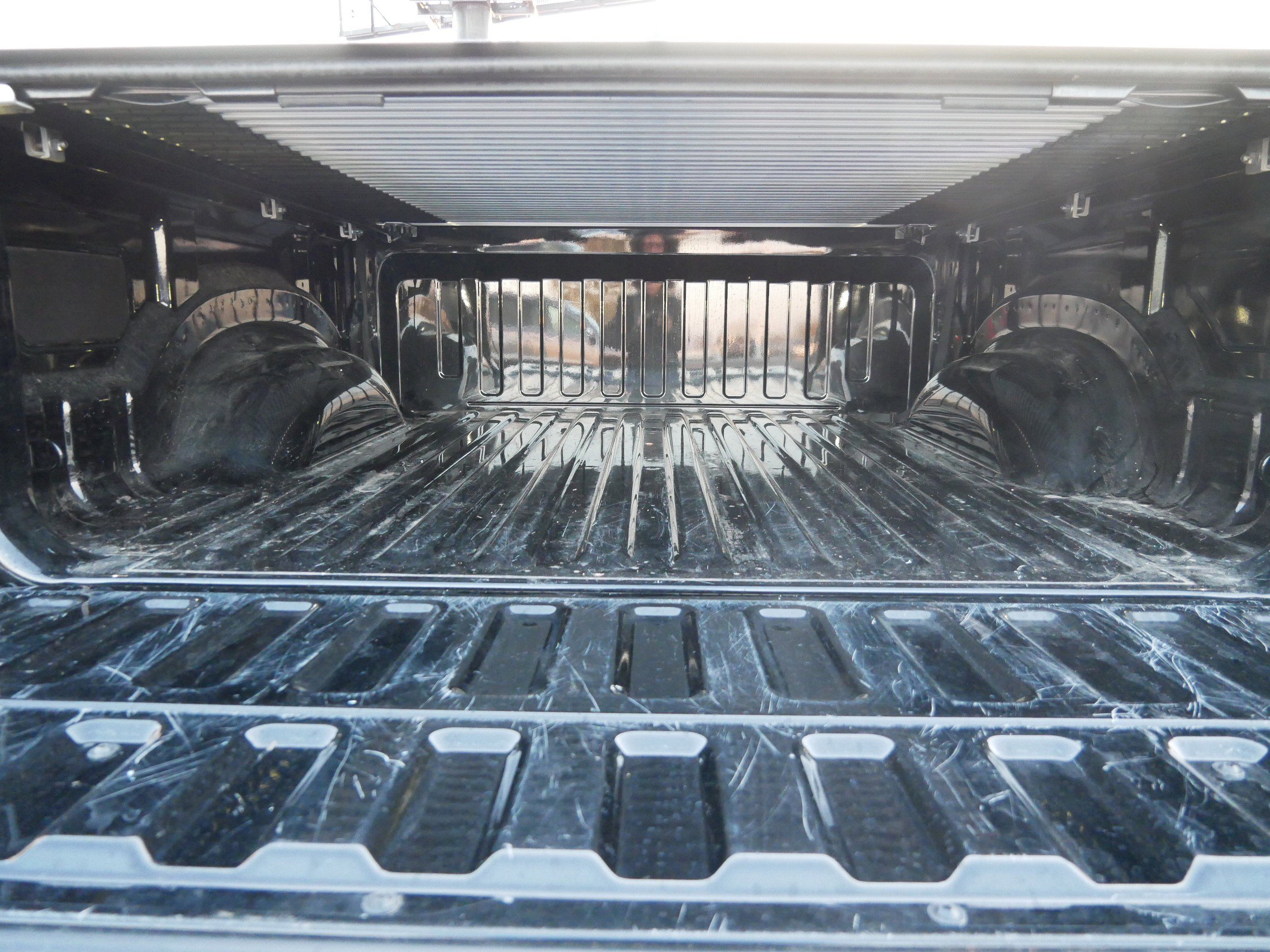 Used 2025 RAM 1500 Laramie image 11