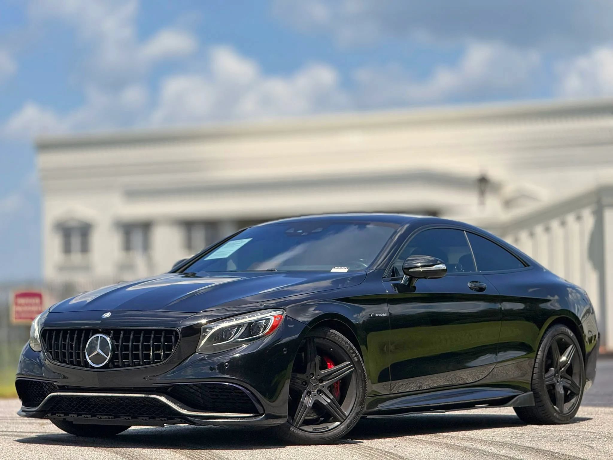 Used 2016 Mercedes-Benz S 63 AMG 4MATIC Coupe image 1