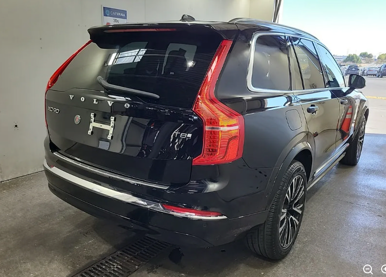 Used 2025 Volvo XC90 T8 Plus w/ Protection Package Premier AWD/4WD image 4