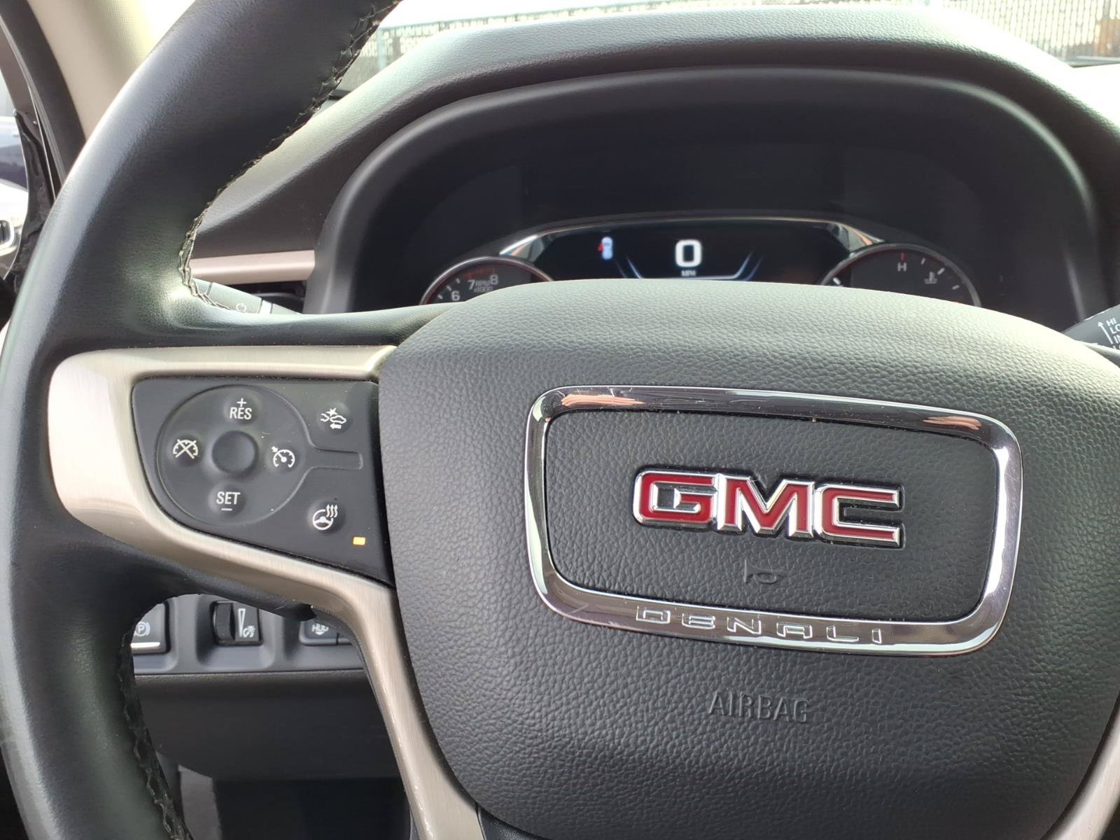 Used 2023 GMC Acadia Denali w/ Denali Ultimate Package AWD/4WD image 30