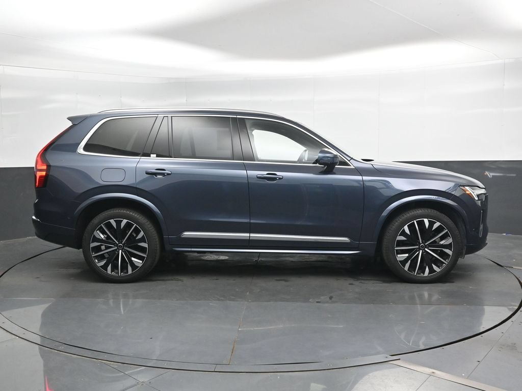Used 2026 Volvo XC90 B6 Plus AWD/4WD image 3