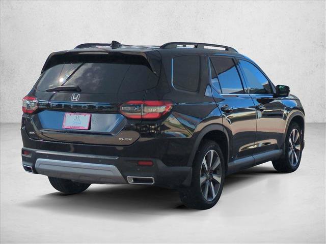 Certified 2025 Honda Pilot Elite image 5