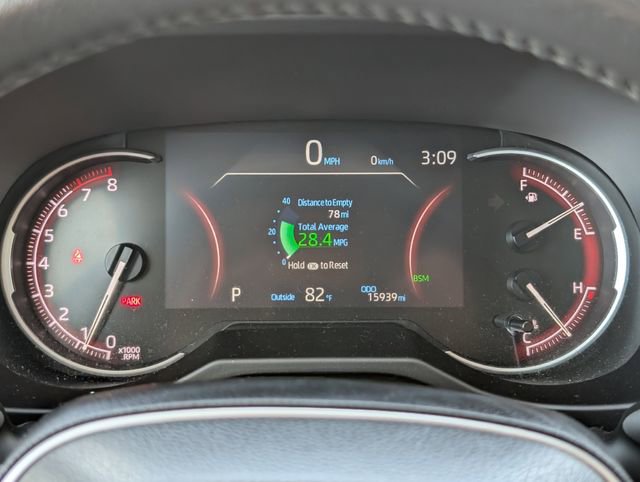 Used 2023 Toyota RAV4 XLE Premium image 24