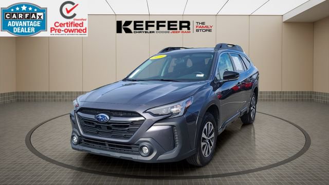 Used 2023 Subaru Outback Premium image 1