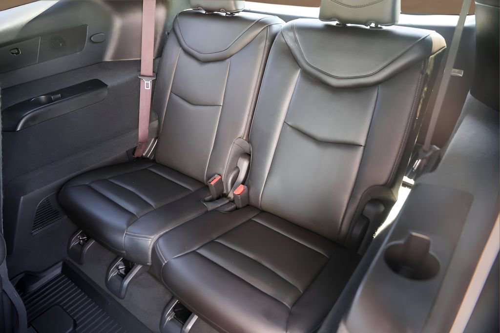 Certified 2023 Cadillac XT6 Sport w/ Technology Package image 28