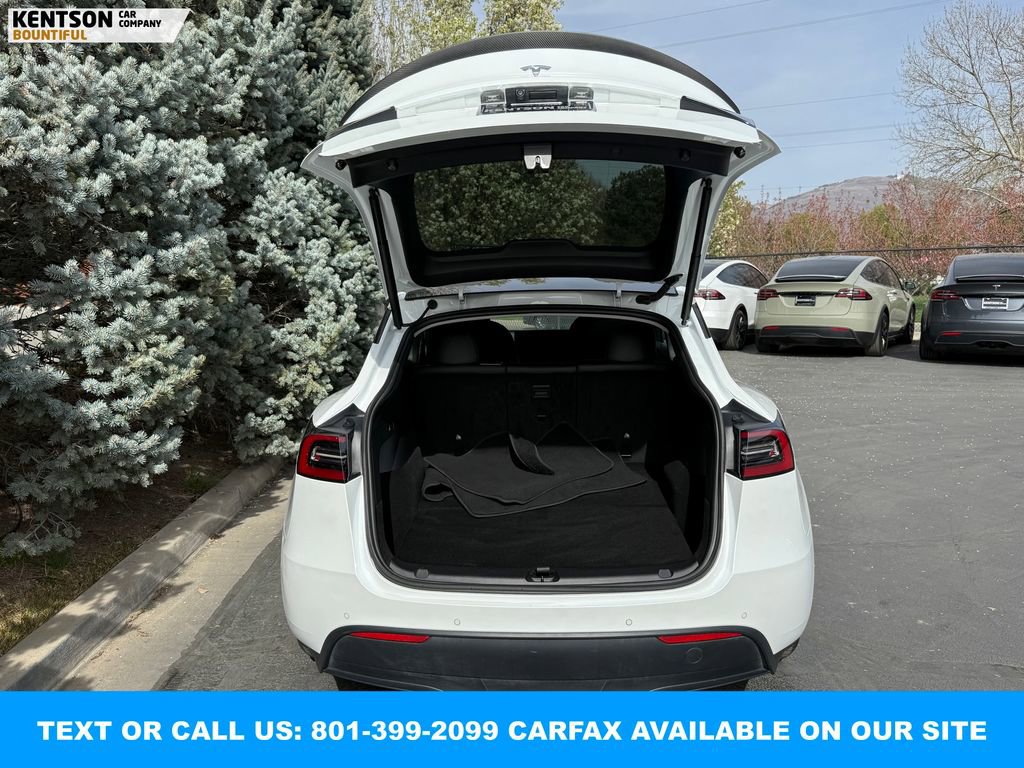 Used 2022 Tesla Model Y Performance image 32