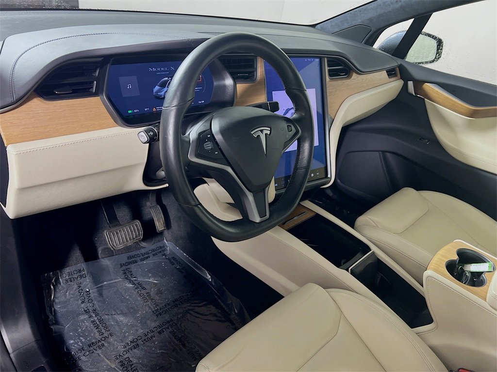 Used 2020 Tesla Model X Long Range image 10