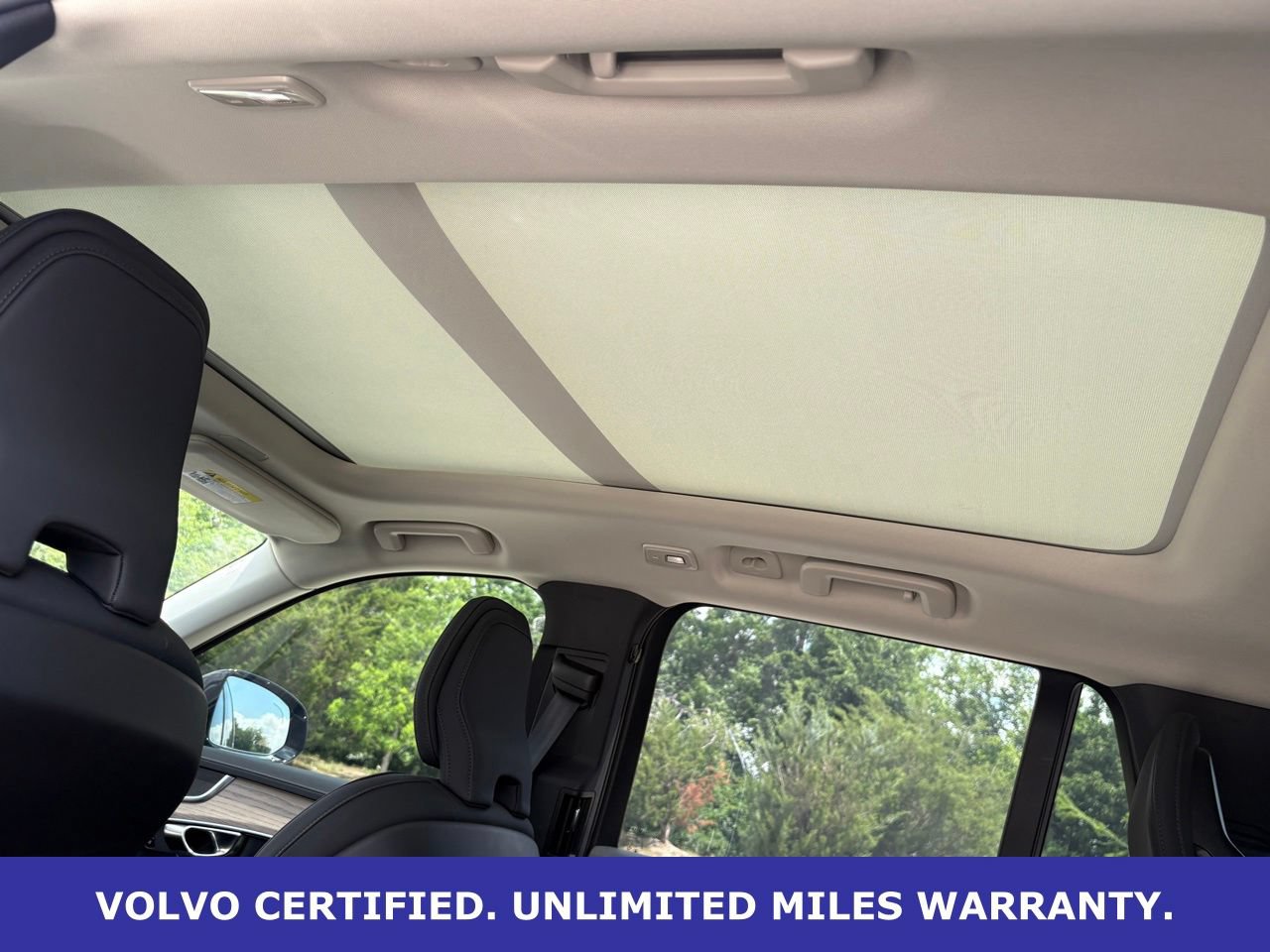 Certified 2025 Volvo XC90 B6 Plus AWD/4WD image 31