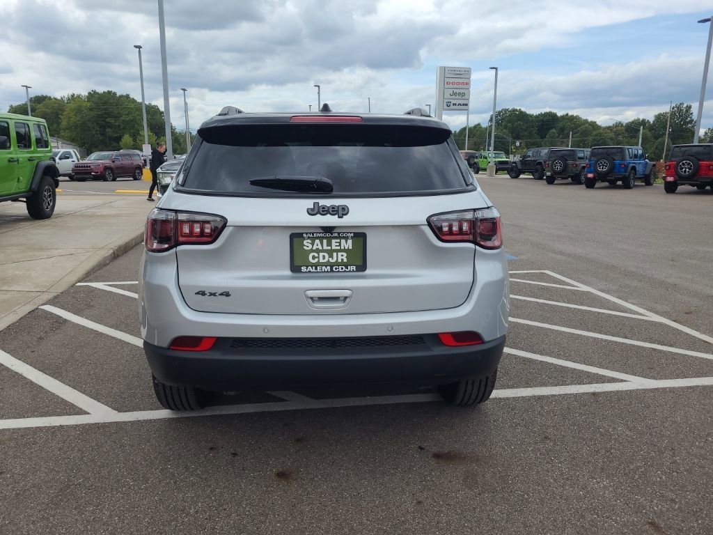 New 2025 Jeep Compass Limited w/ Sun & Sound Group image 7