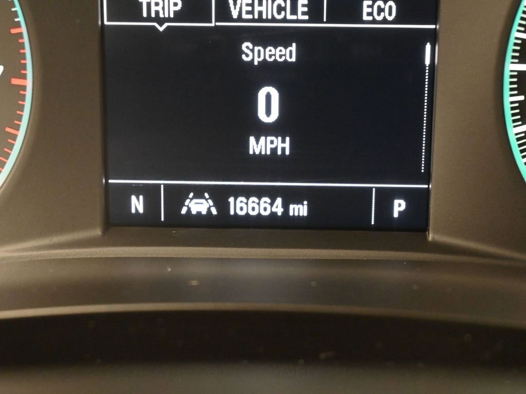 Used 2023 Chevrolet Traverse LS image 24