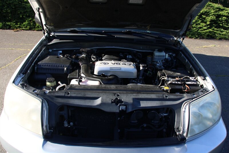 Used 2005 Toyota 4Runner SR5 AWD/4WD image 20