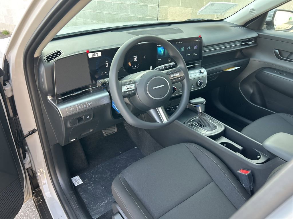 New 2026 Hyundai Kona SE image 8