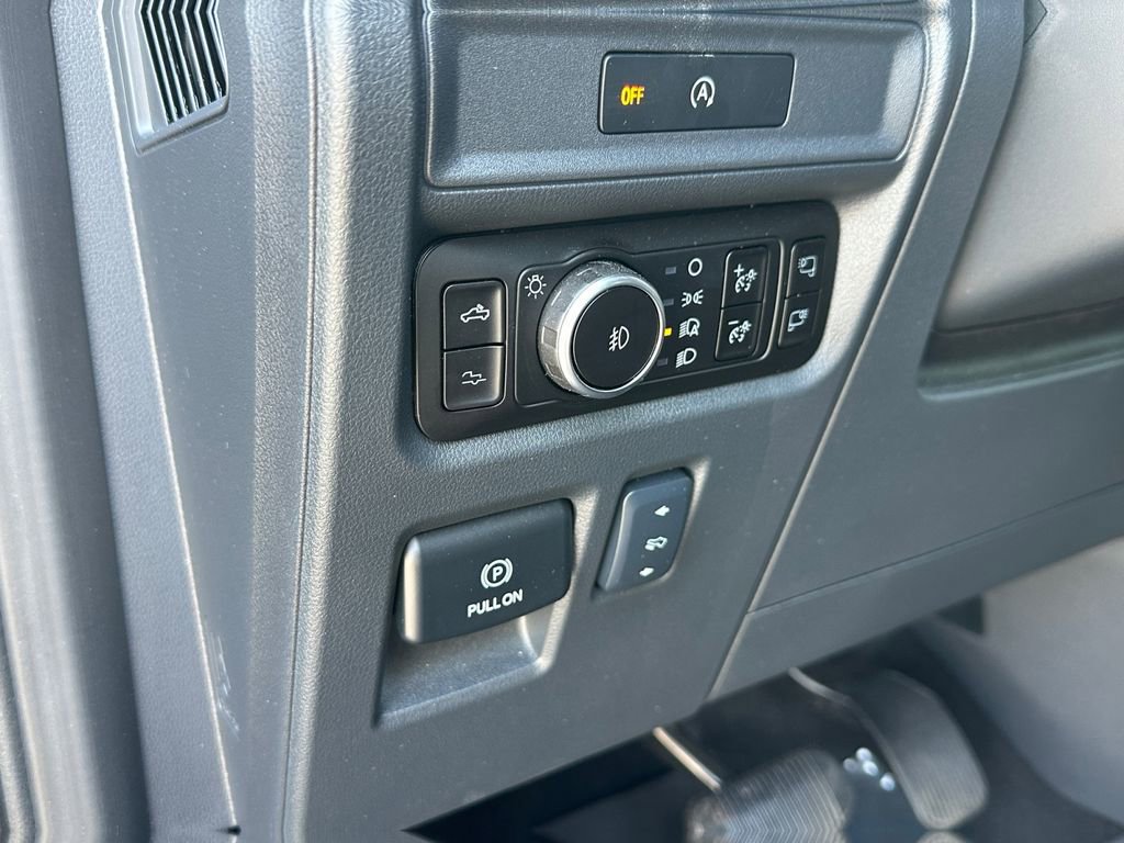 Used 2025 Ford F150 Raptor AWD/4WD image 26