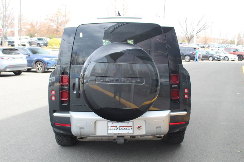 Used 2024 Land Rover Defender 130 S image 7