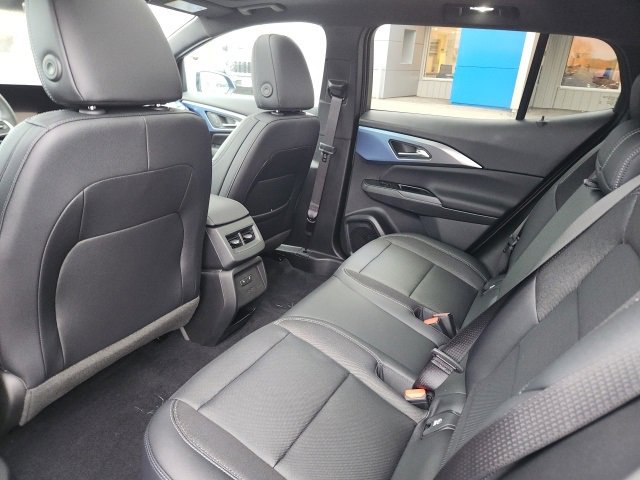 New 2026 Chevrolet Equinox EV LT image 12