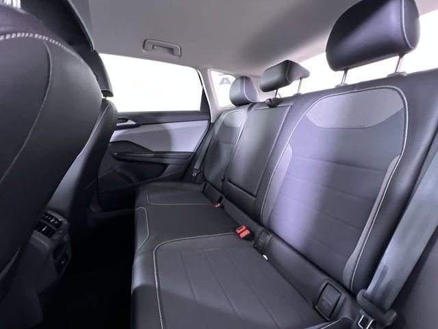 Used 2024 Volkswagen Taos SE image 22