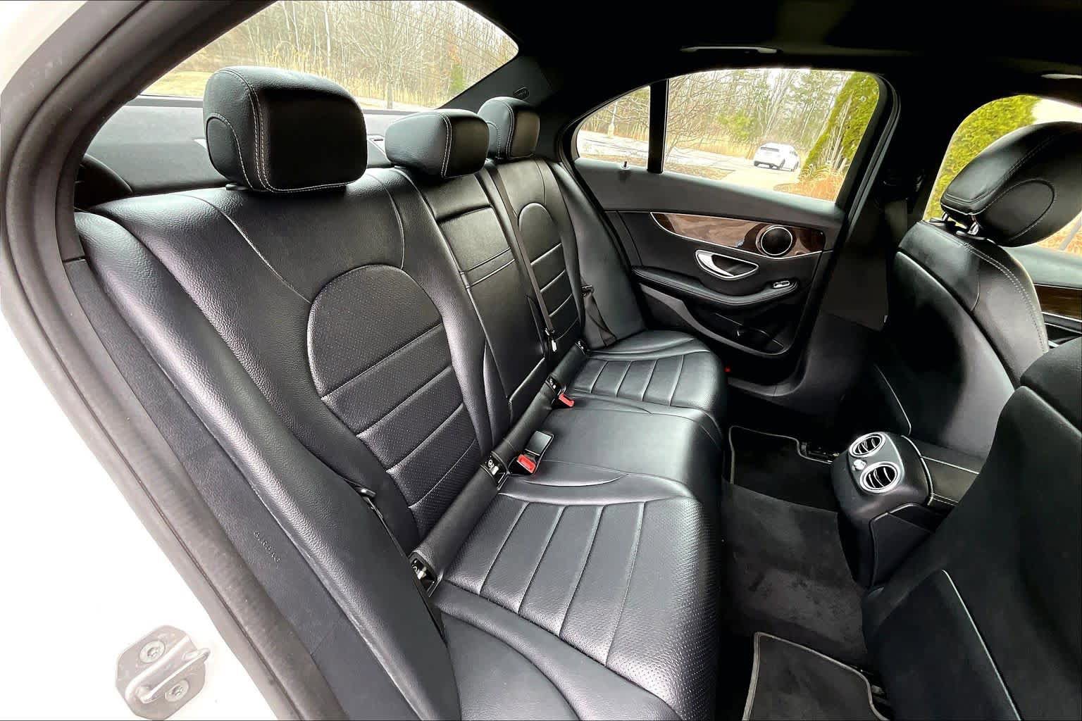 Used 2018 Mercedes-Benz C 300 4MATIC Sedan image 19