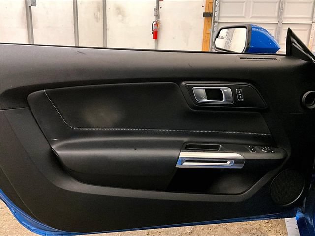 Used 2020 Ford Mustang Coupe RWD image 22