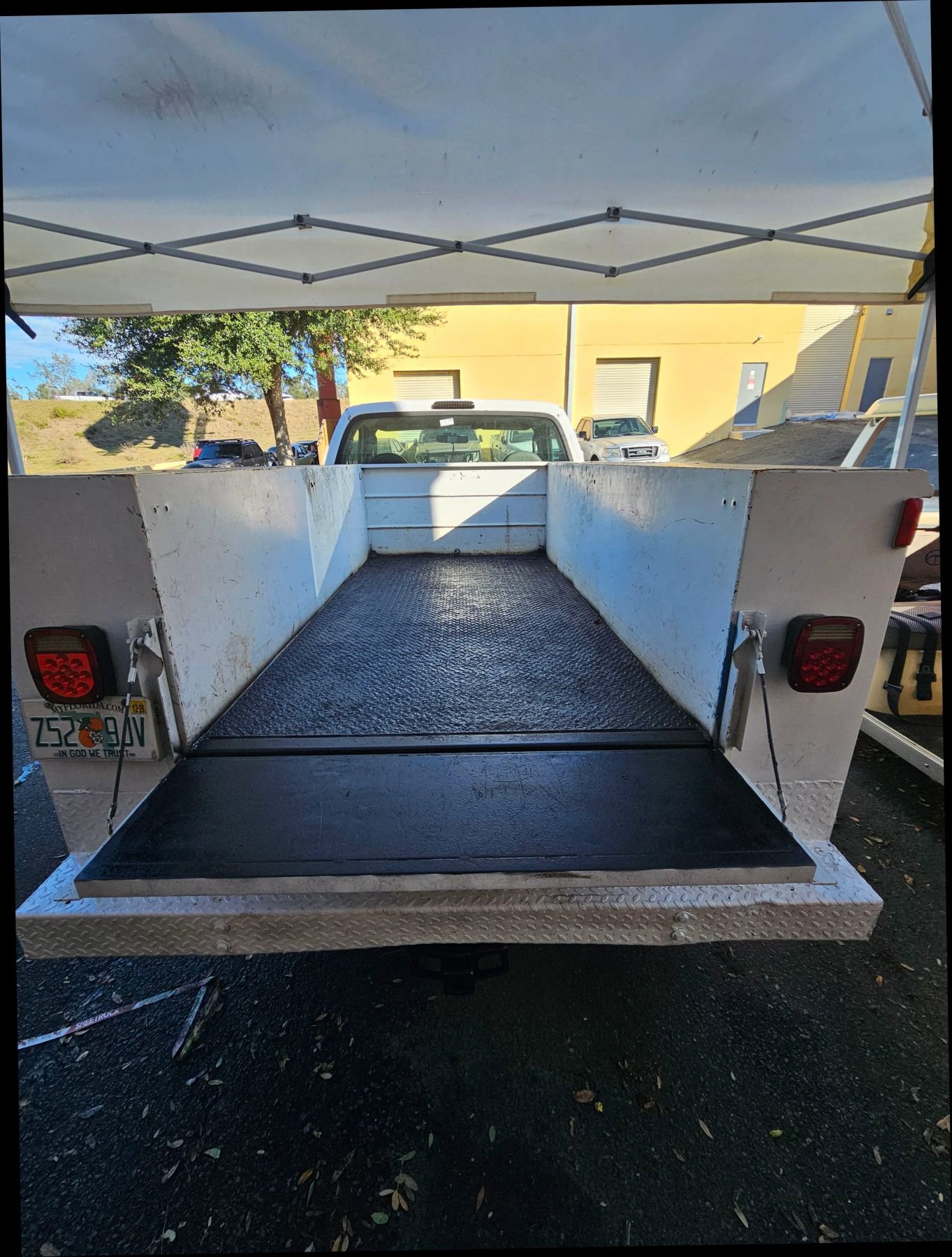 Used 2005 Ford F250 XL image 16