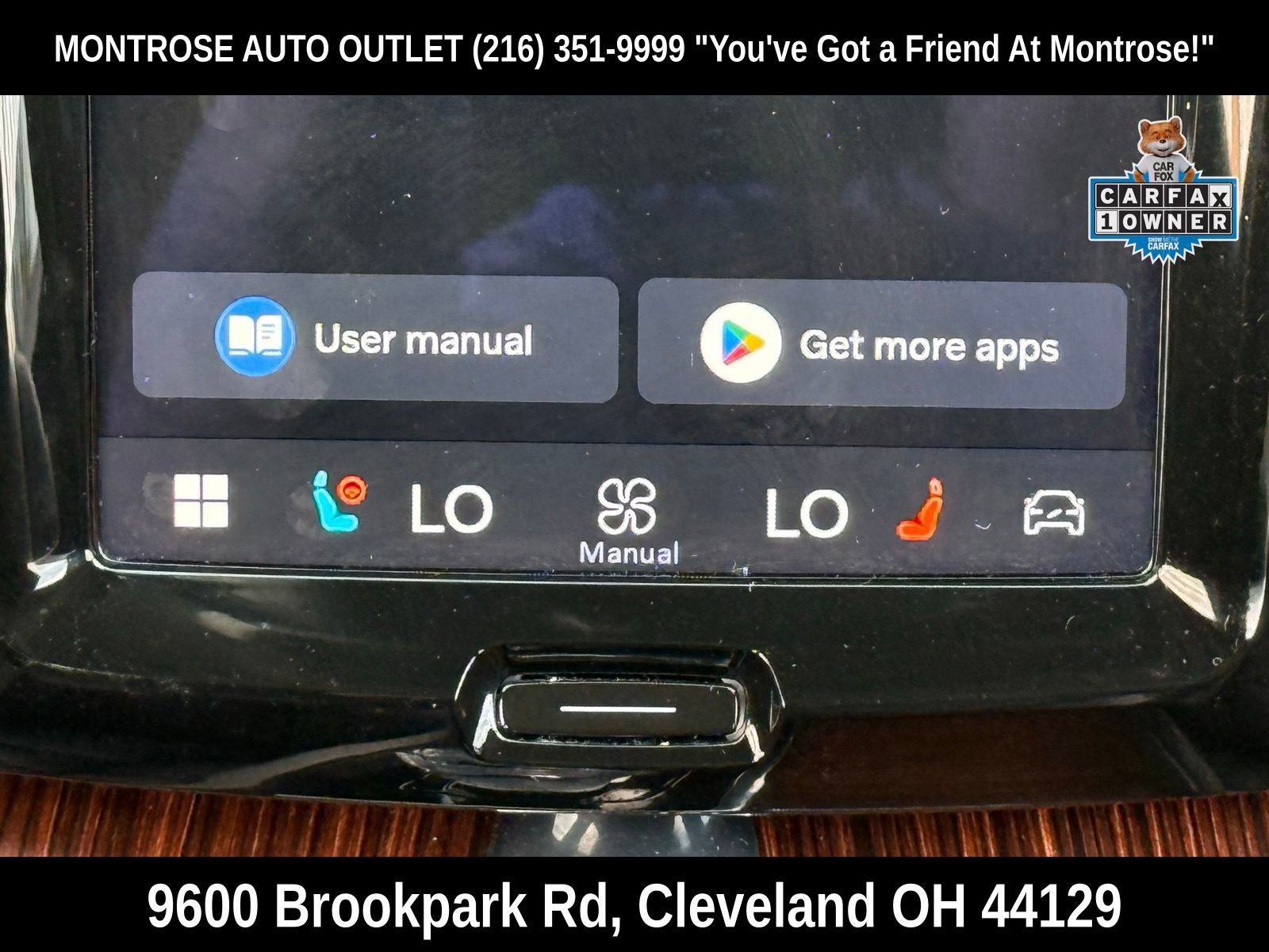 Used 2023 Volvo XC60 B5 Ultimate w/ Climate Package image 24