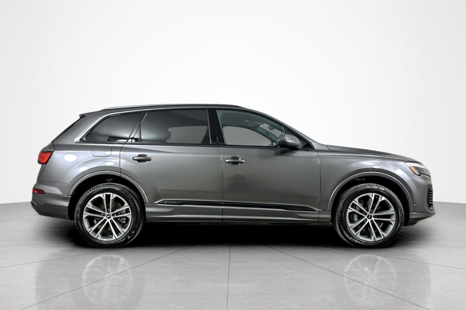 Used 2026 Audi Q7 2.0T Premium Plus AWD/4WD image 6