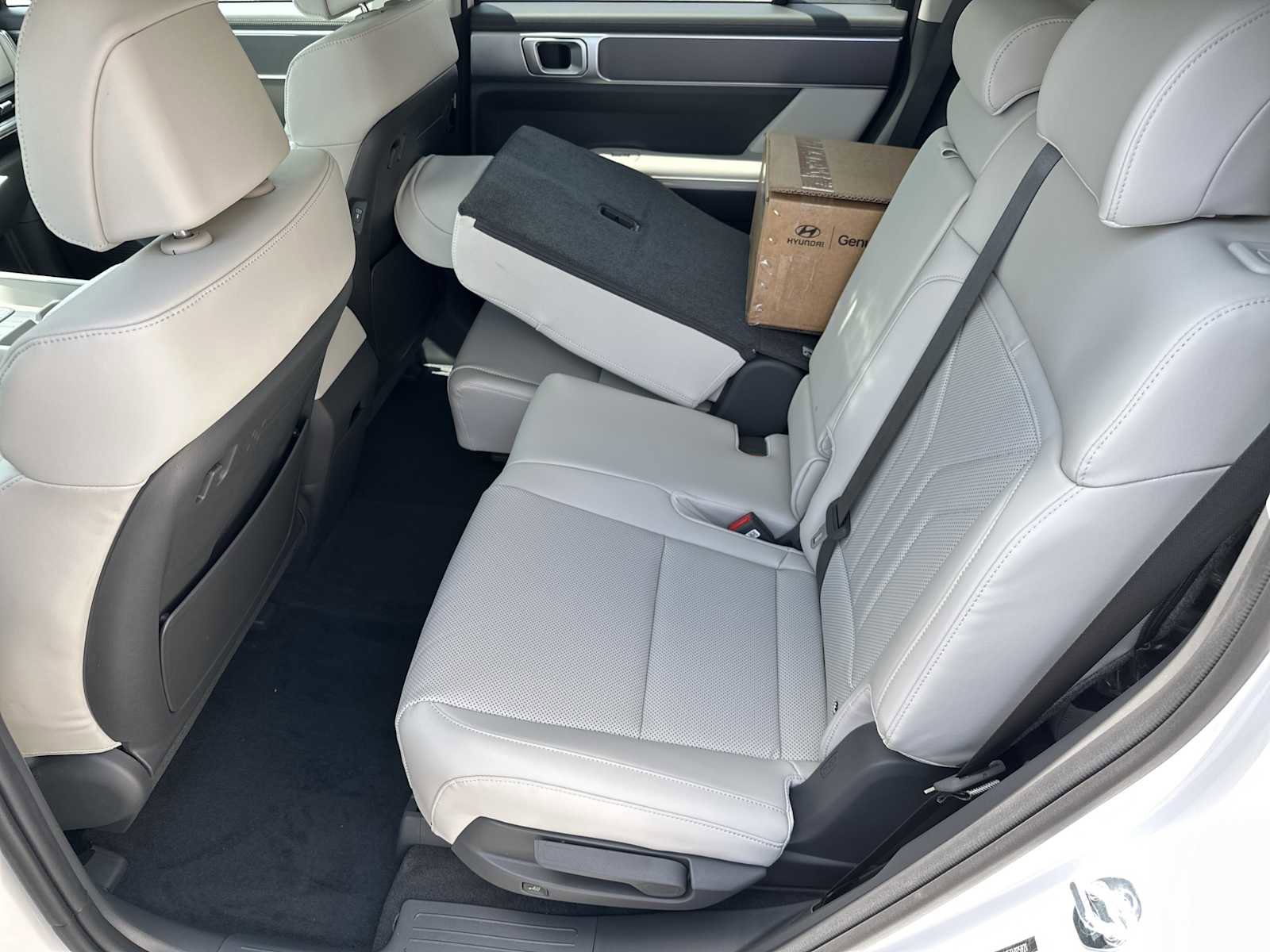 New 2026 Hyundai Santa Fe SEL FWD image 21