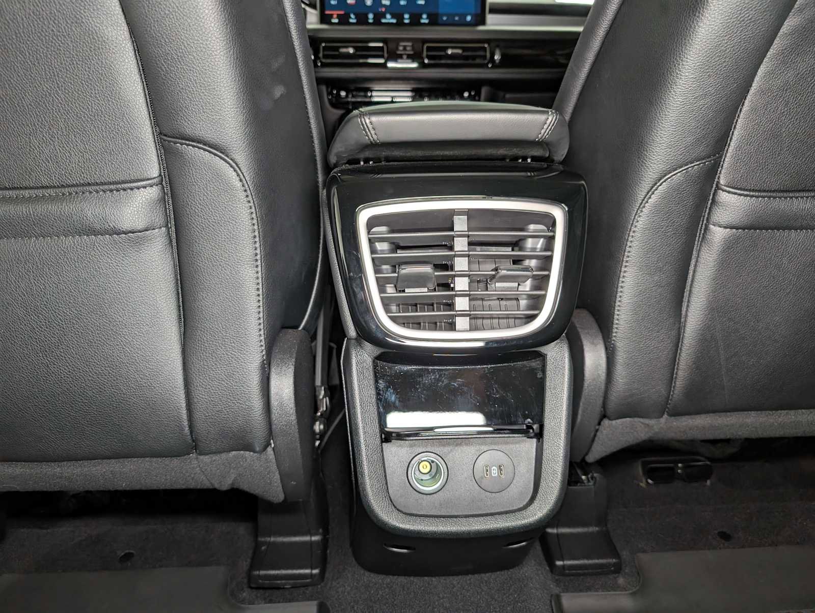 Certified 2023 Lincoln Nautilus AWD w/ Premium Package image 21