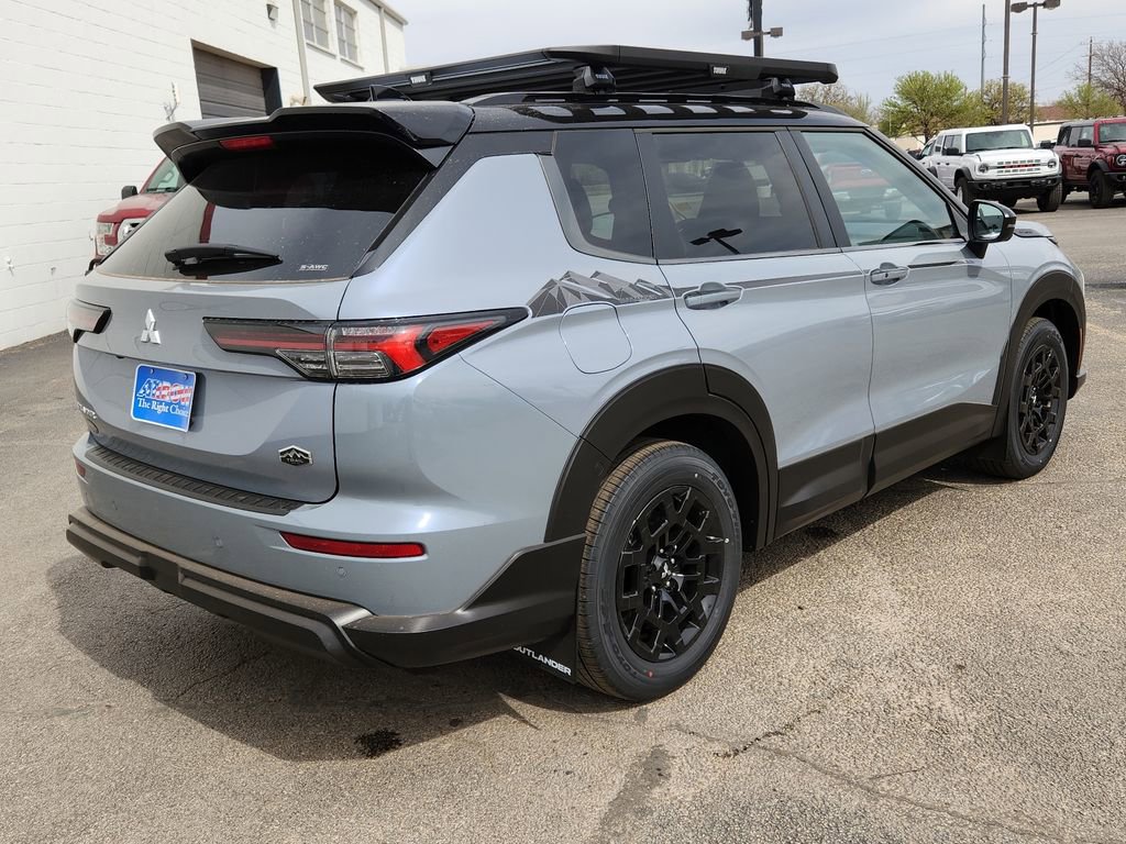 New 2026 Mitsubishi Outlander Trail Edition image 13