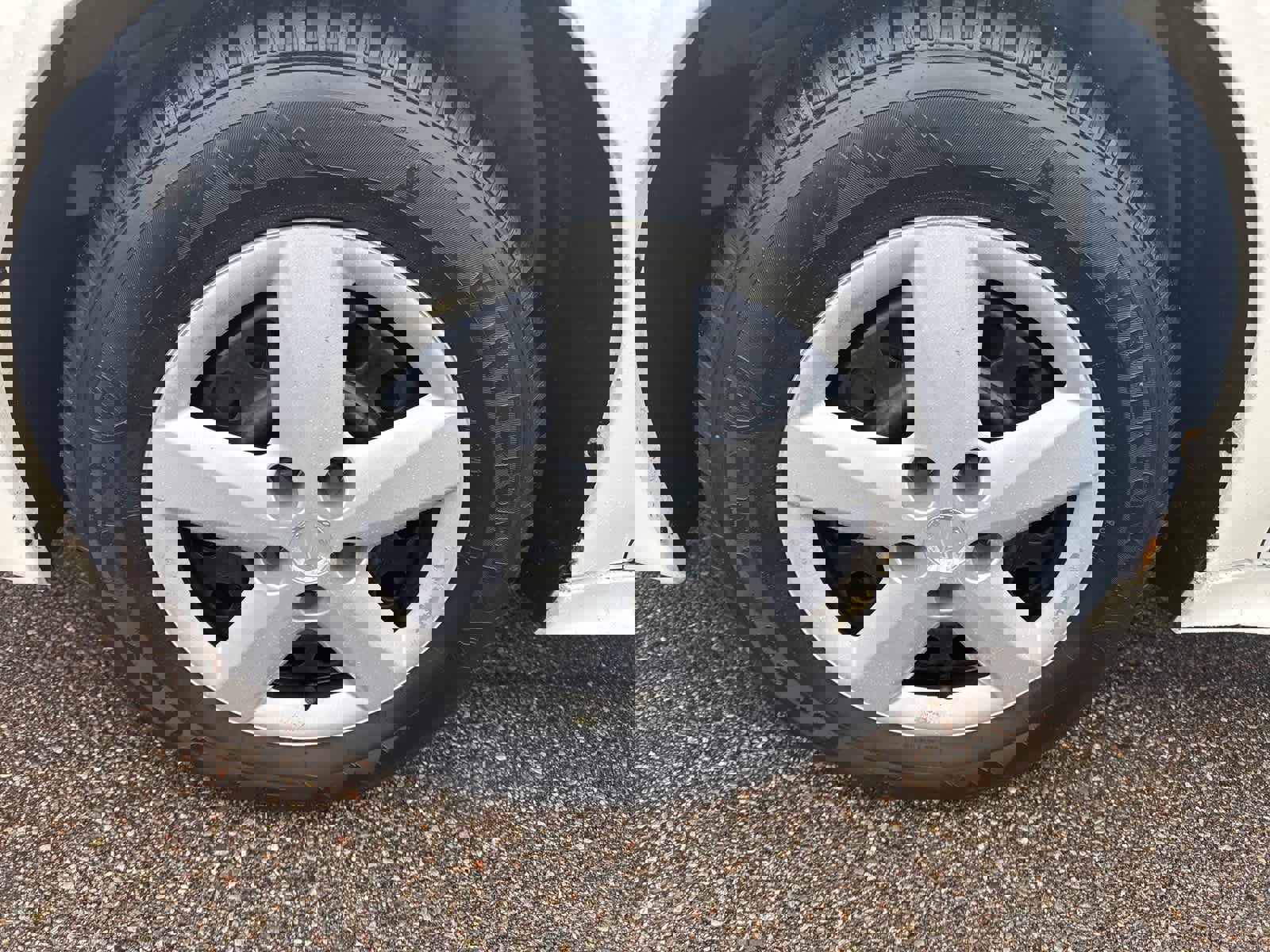 Used 2008 Pontiac Grand Prix w/ Premium Package image 26