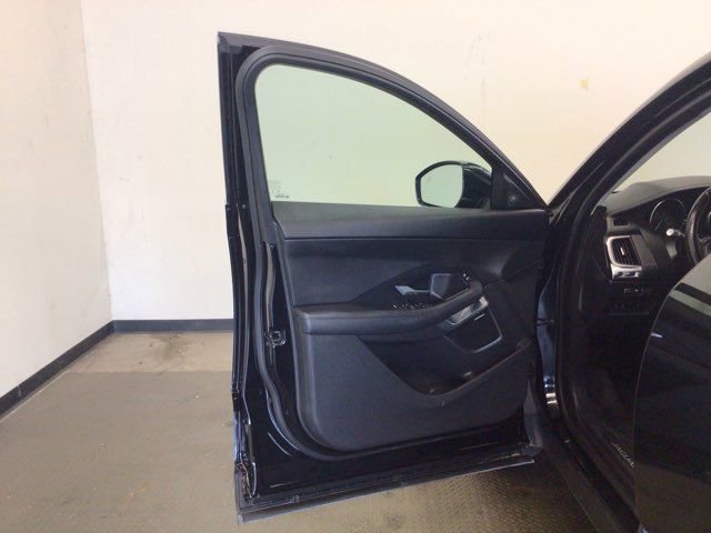 Used 2018 Jaguar E-PACE S AWD/4WD image 11