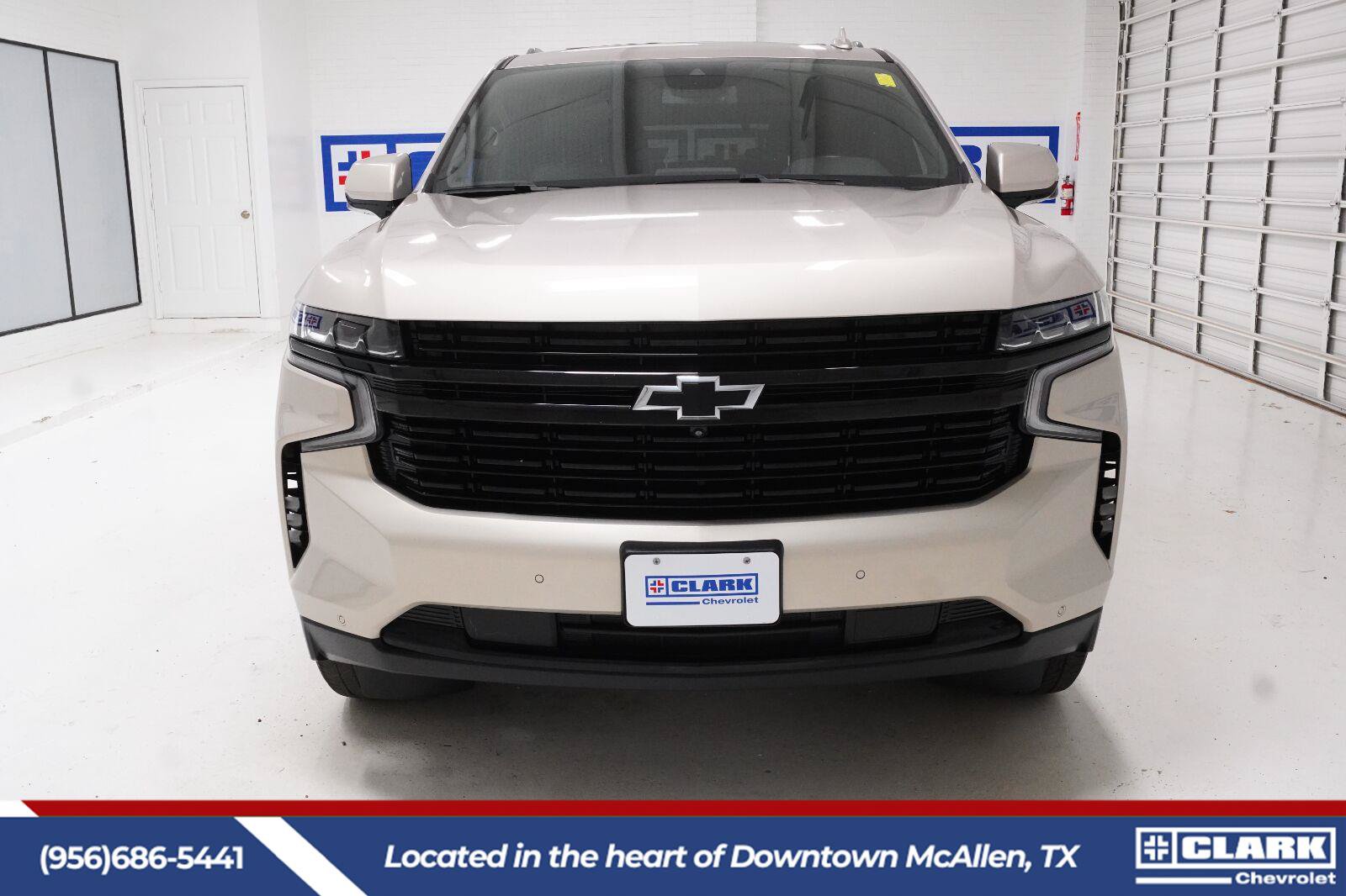 Used 2024 Chevrolet Tahoe RST w/ Luxury Package RWD image 2
