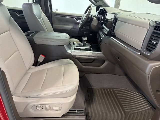 Used 2024 Chevrolet Silverado 1500 LTZ w/ LTZ Convenience Package II AWD/4WD image 21