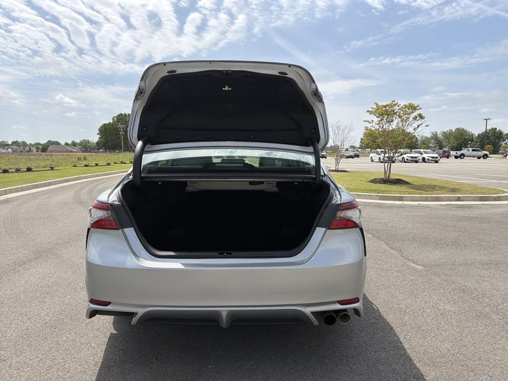 Used 2023 Toyota Camry SE FWD image 17