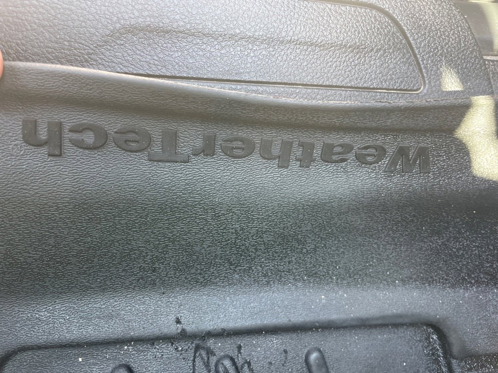 Used 2020 Jeep Grand Cherokee Altitude image 16