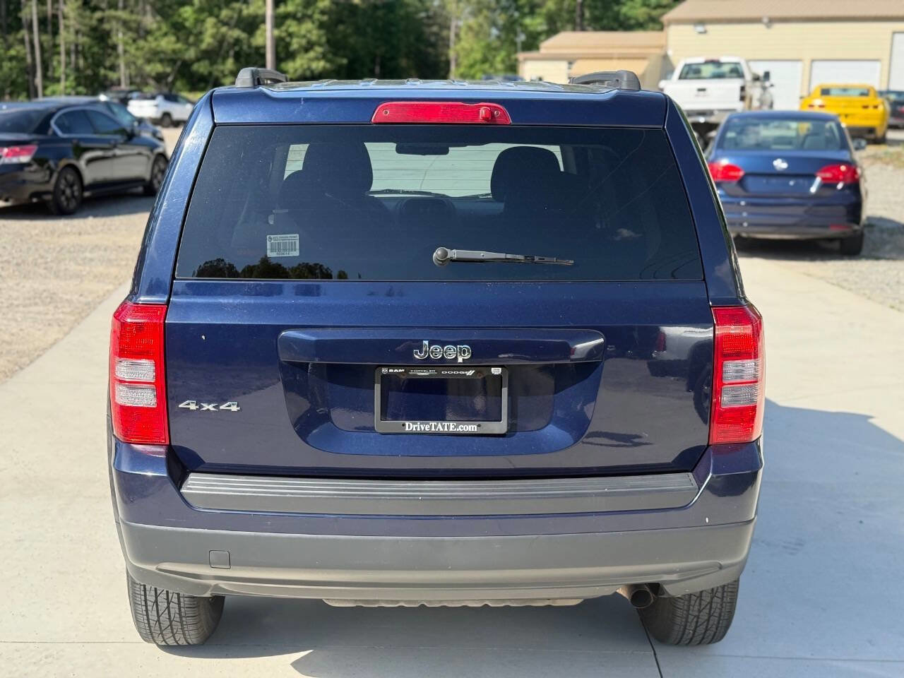 Used 2014 Jeep Patriot Sport AWD/4WD image 7
