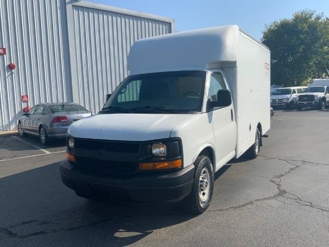 Used 2013 GMC Savana 3500 RWD image 2