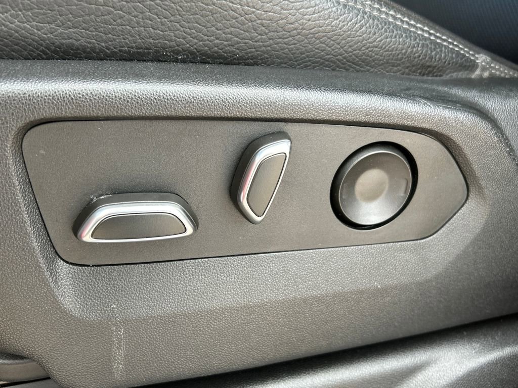 Used 2022 GMC Yukon Denali image 20