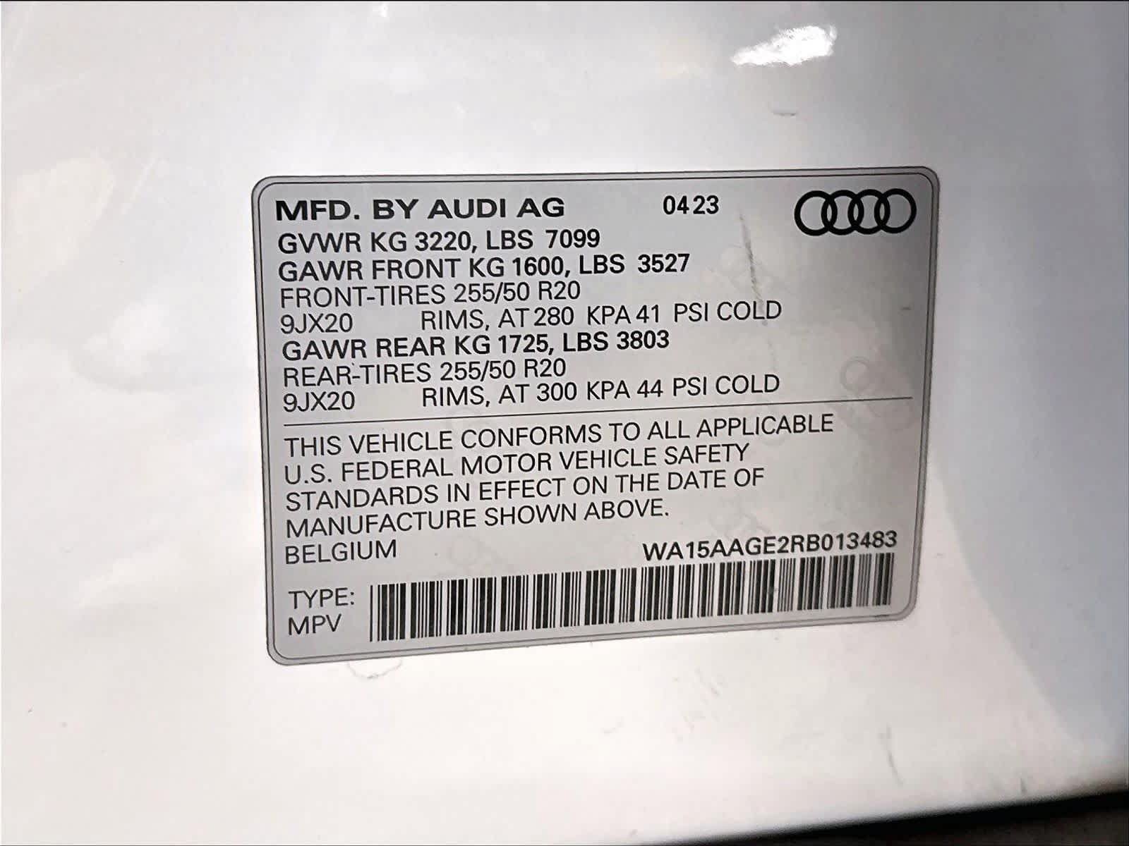 Used 2024 Audi Q8 e-tron Premium Plus AWD/4WD image 20